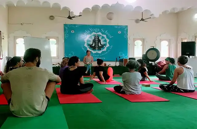 Nada yoga school - Yoga school in india