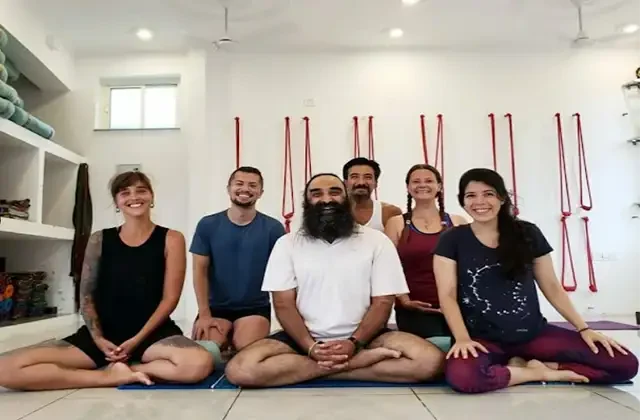 Swasti Yoga school- best yoga school in rishikesh