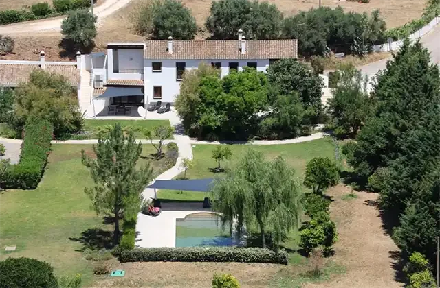 Campus and retreat venue for yoga retreat in Portugal